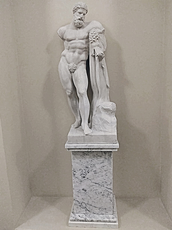 statue hercules